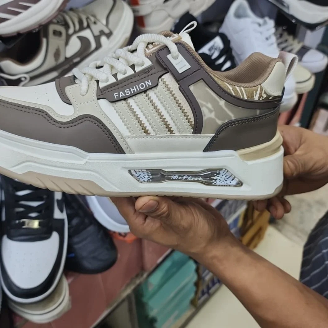 Fashion Sneaker - image 2