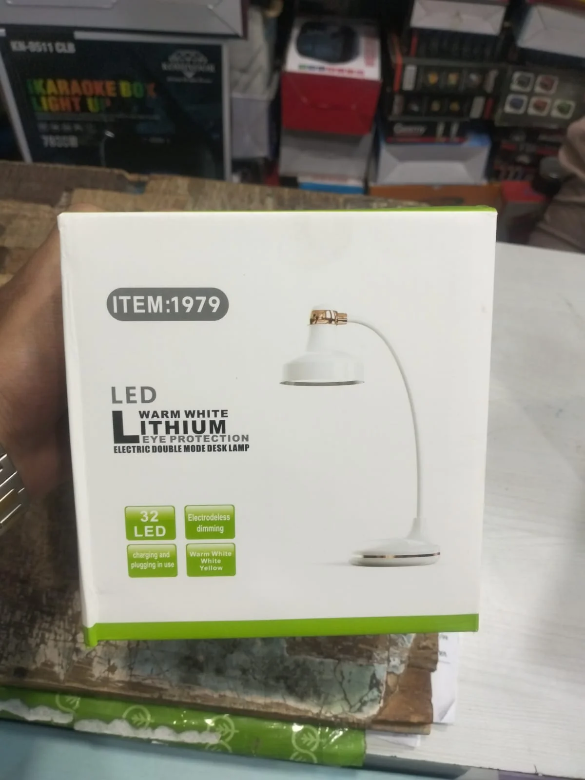 32 LED Eye-Care Reading Light, Rechargeable Lithium Battery, 3 Color Temperatures & Smooth Dimming - image 2