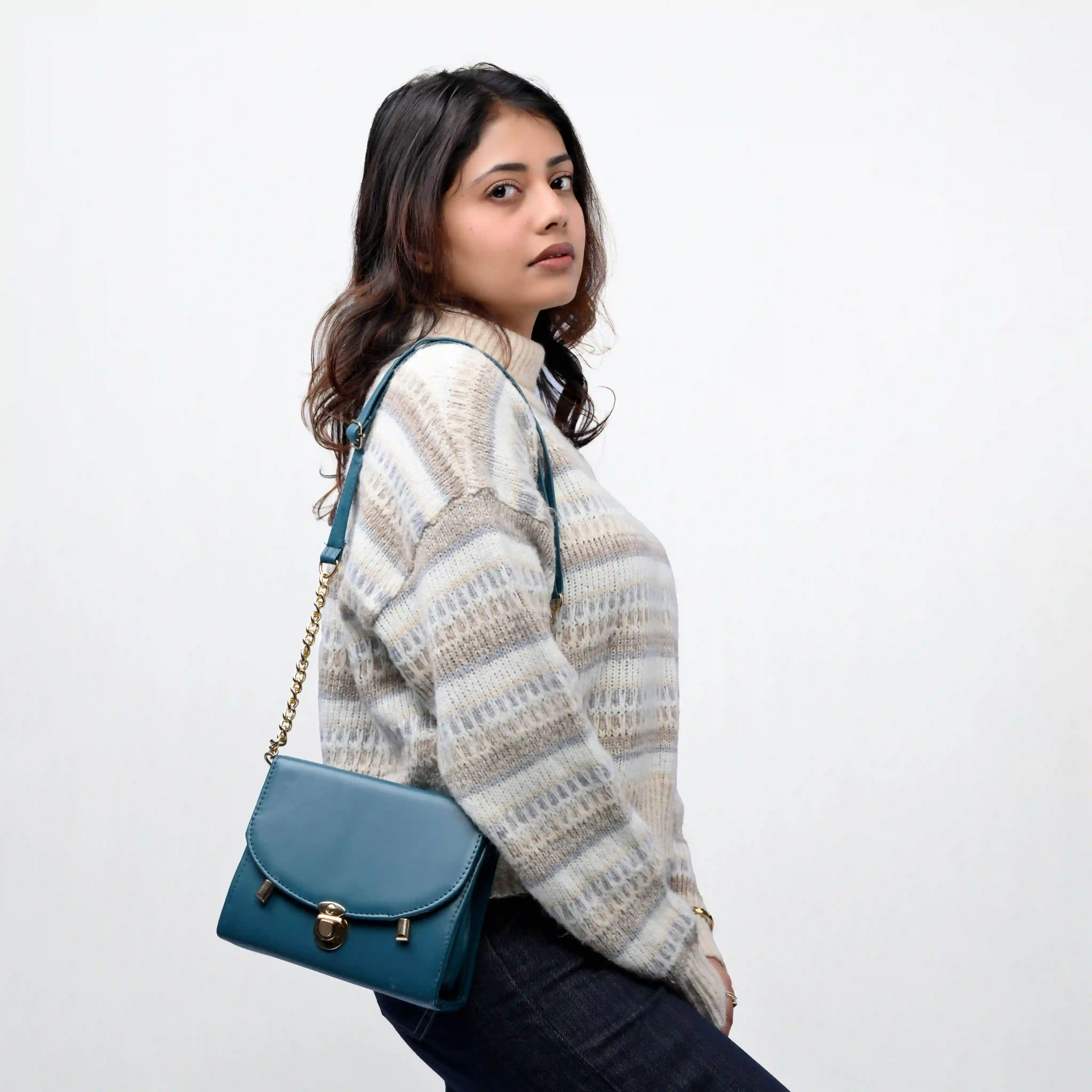 Double Chain Side Bag for Ladies - image 4