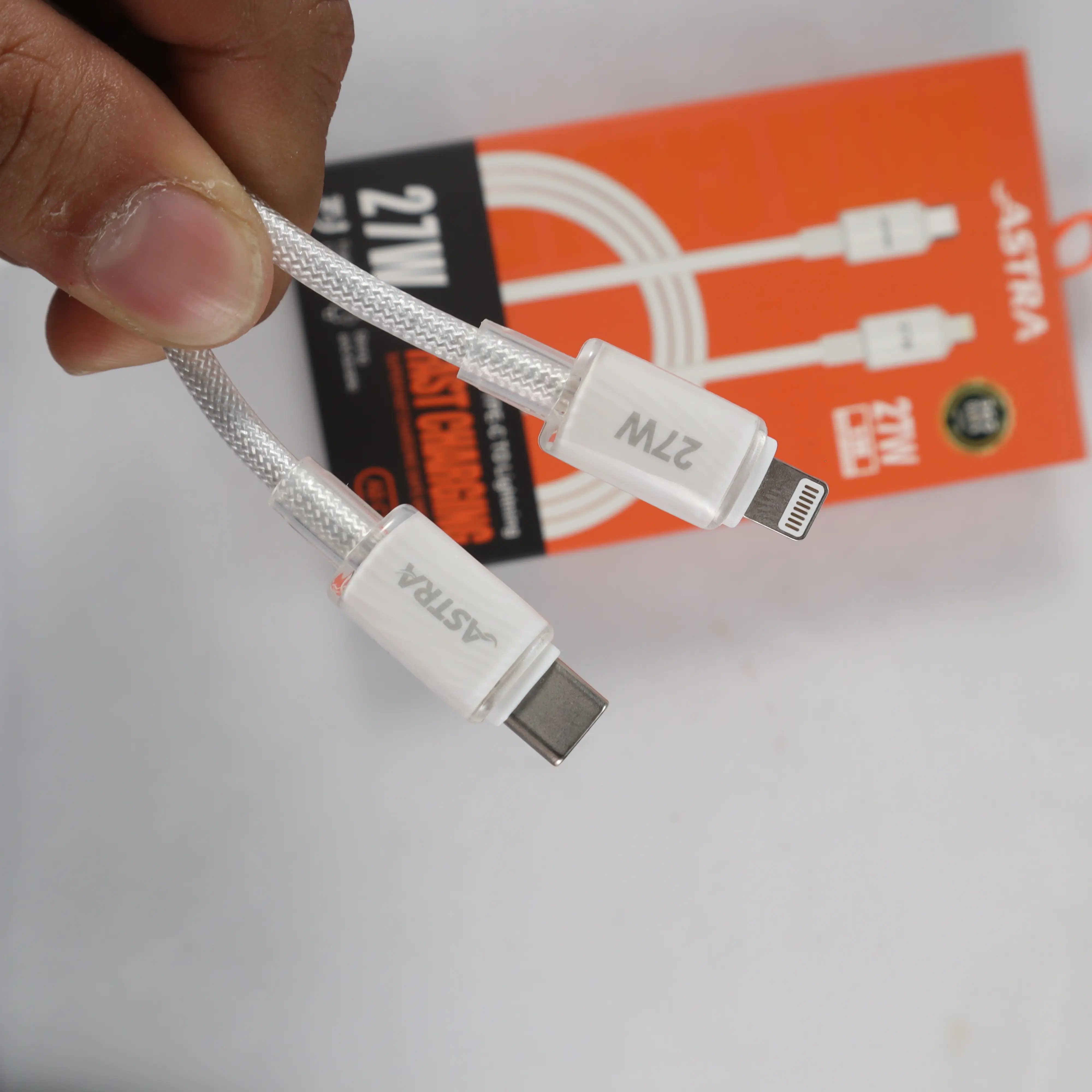 Type C-L 27W DATA CABLE  - image 4
