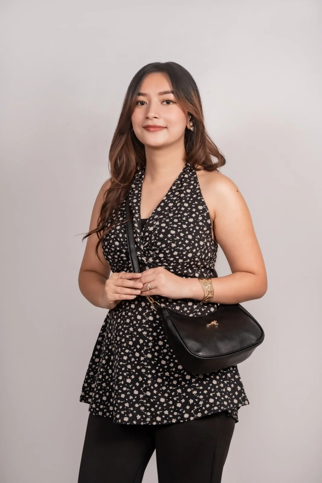 Bluetooth Side Bag with Kangaroo Label for Ladies - image 4