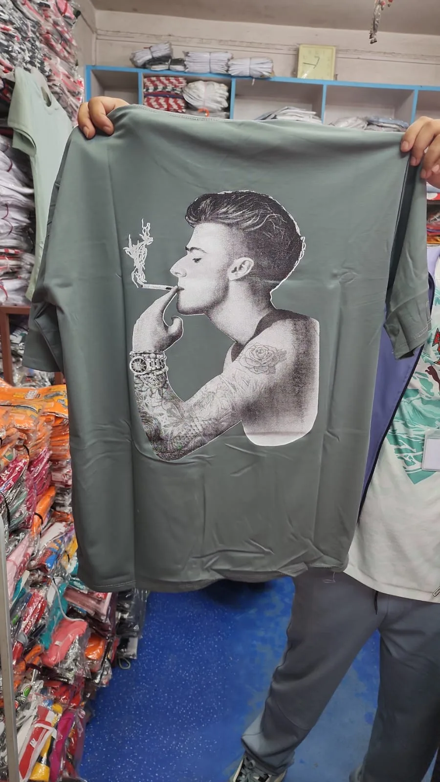 Grey T-Shirt with Justin Bieber Graphic - image 2