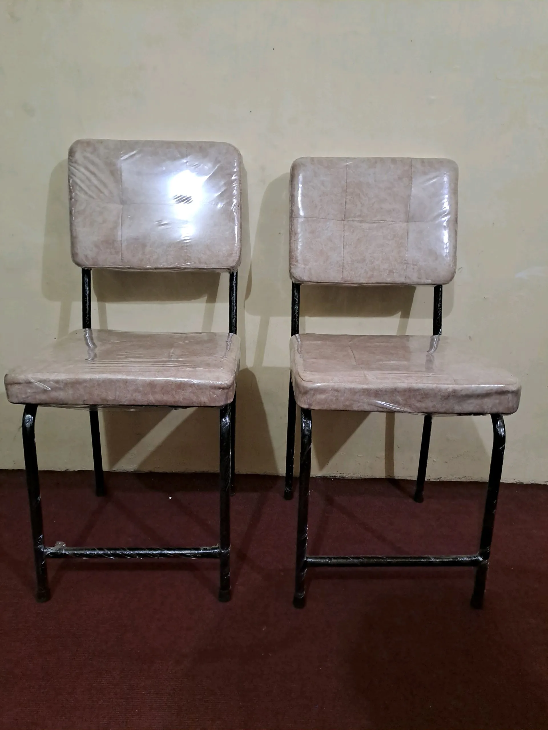 Visitor chair - image 4