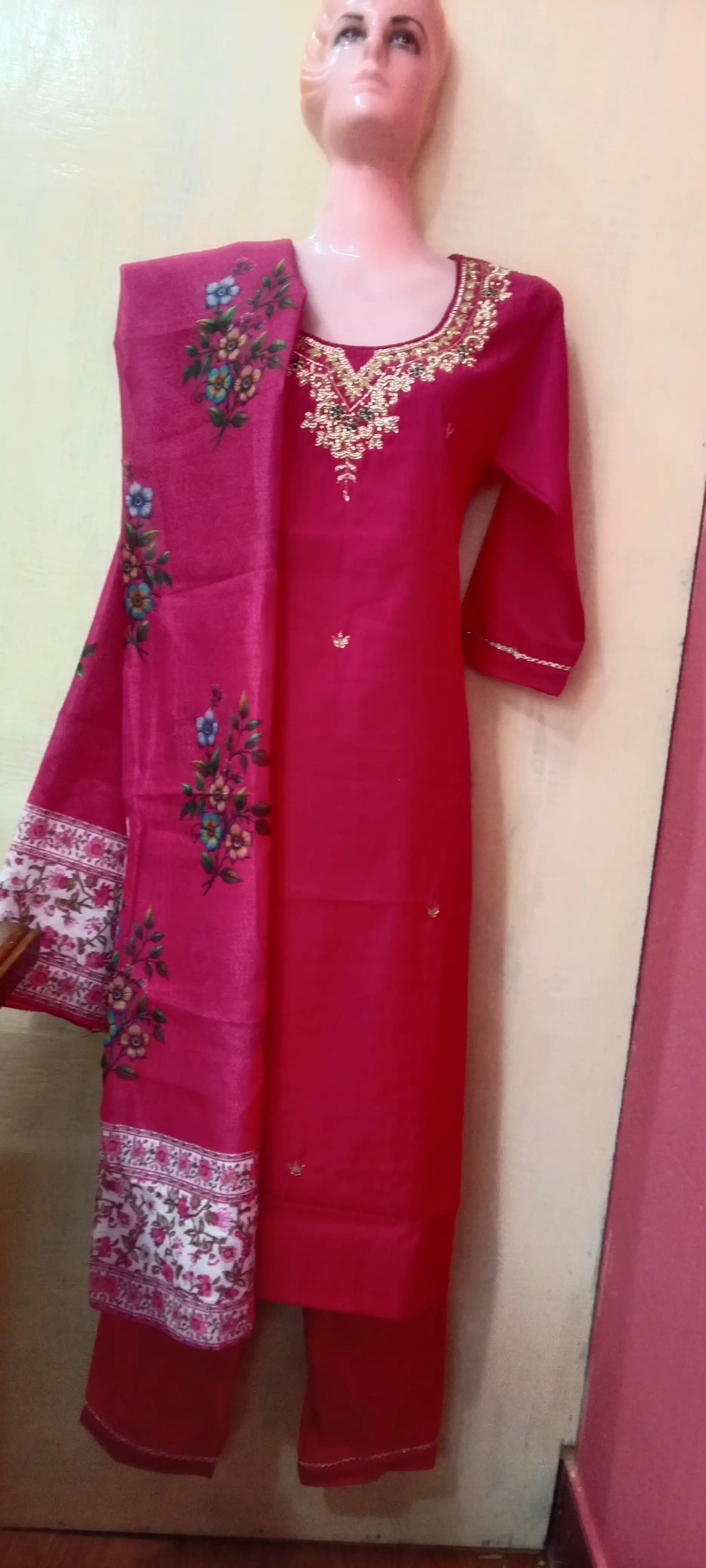Women's Magenta Embroidered Kurti Set with Floral Printed Dupatta(Cotton Fabric) - image 2