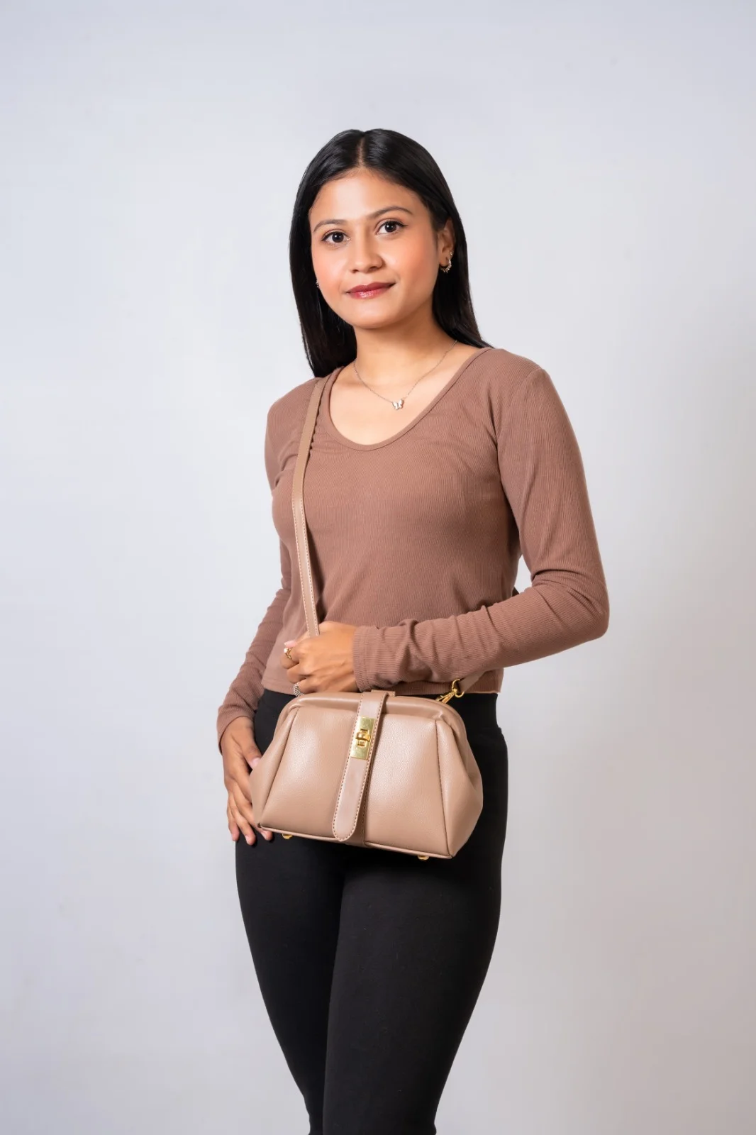 Ladies Dumpling Bag (PU Leather Material) - image 7