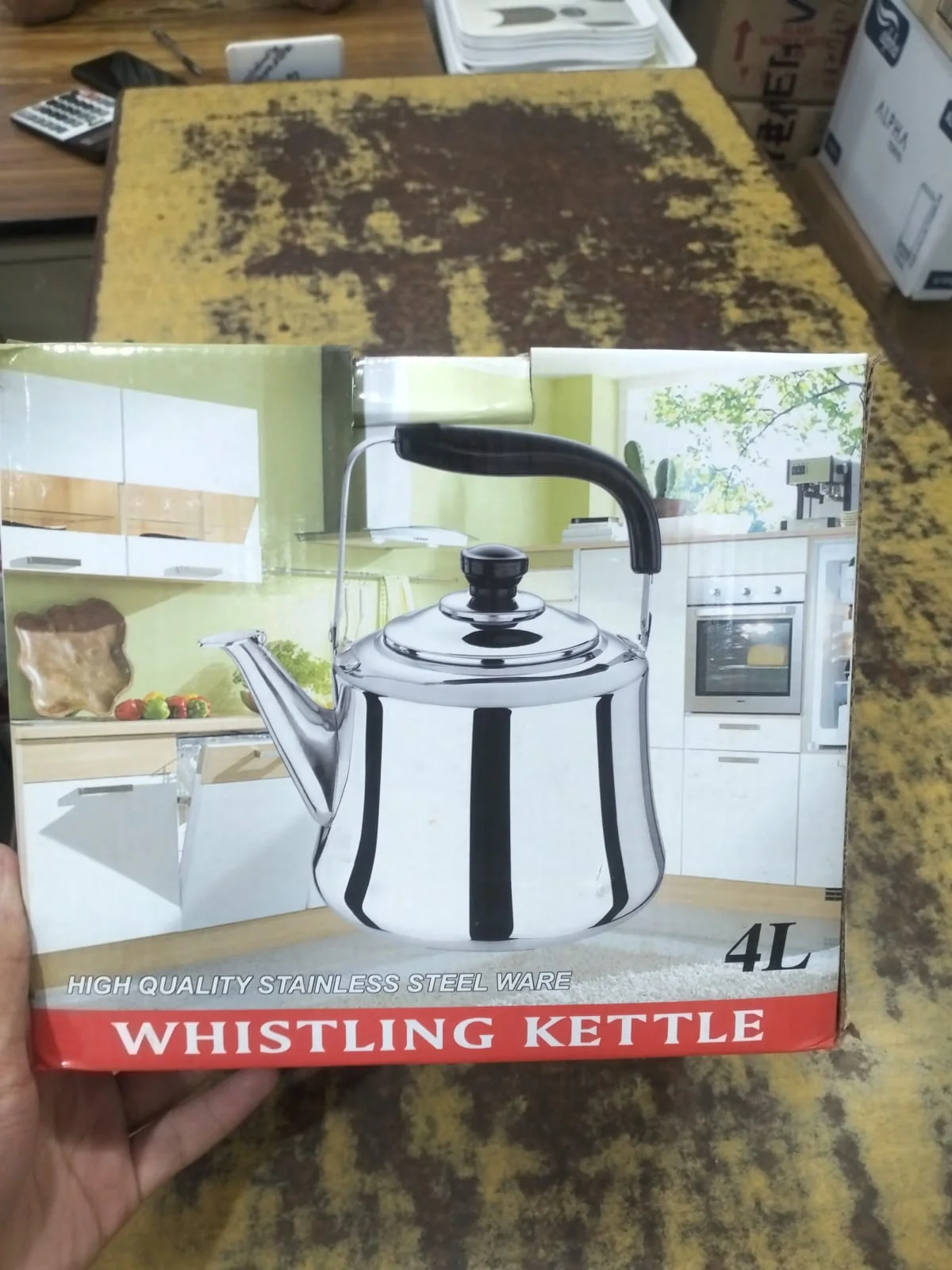 4L High Quality Stainless Steel Whistling Kettle - image 2