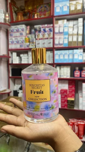 Senoritas Secret Fruit New Collection Refreshing Gel Body Wash (300 mL / 10 fl oz) - image 2