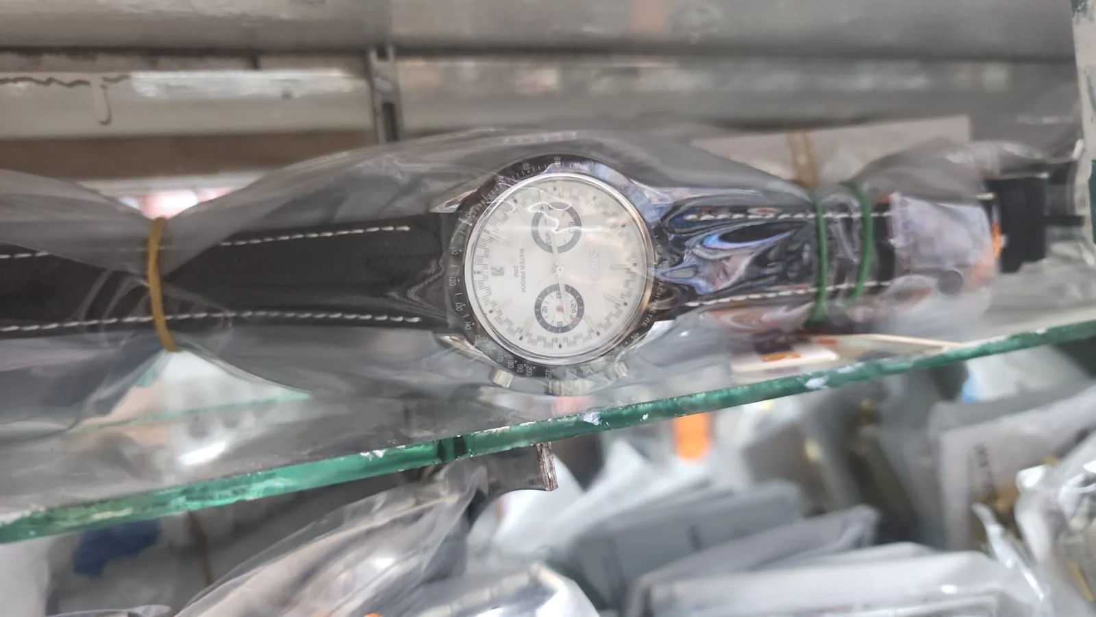 SKMEI Classic Panda Dial Chronograph Men's Watch with Black Leather Strap - image 2