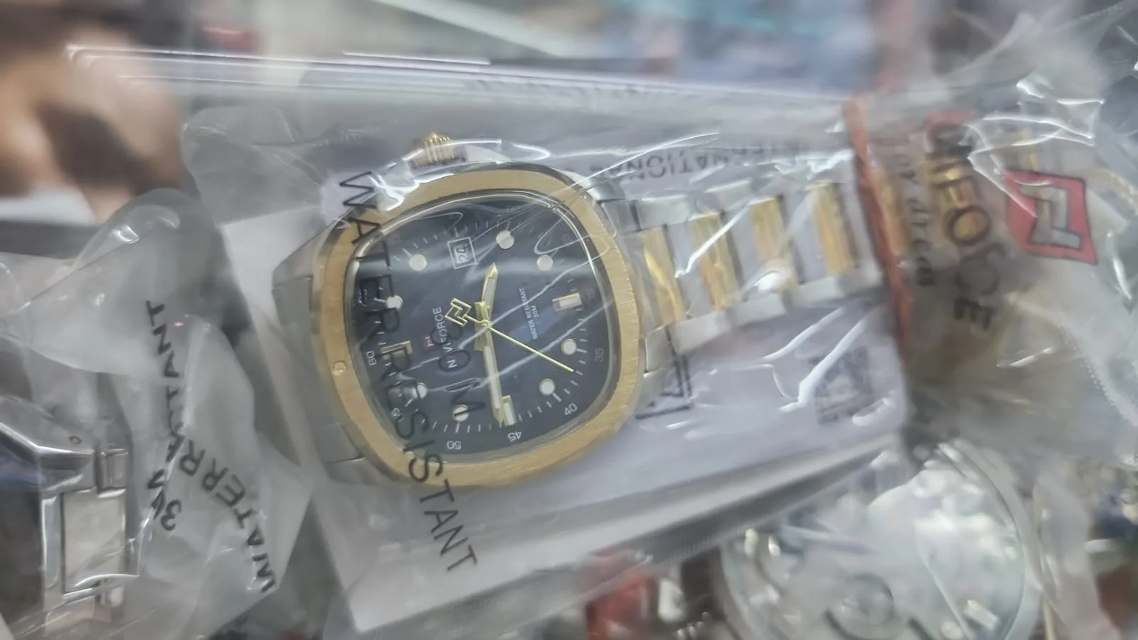 Naviforce Two-Tone Gold & Silver Men's Luxury Quartz Watch with Black Dial - image 2