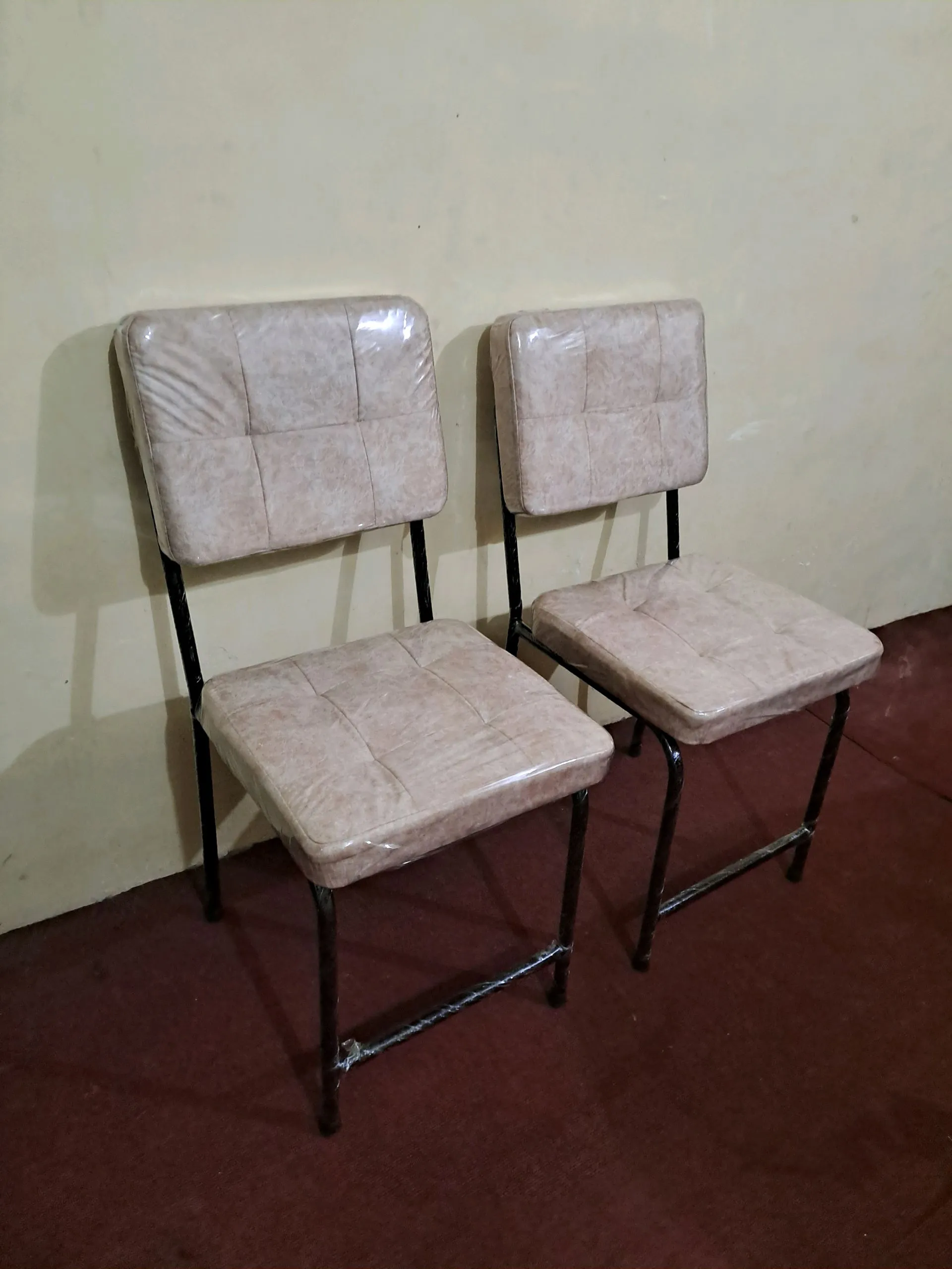 Visitor chair - image 2