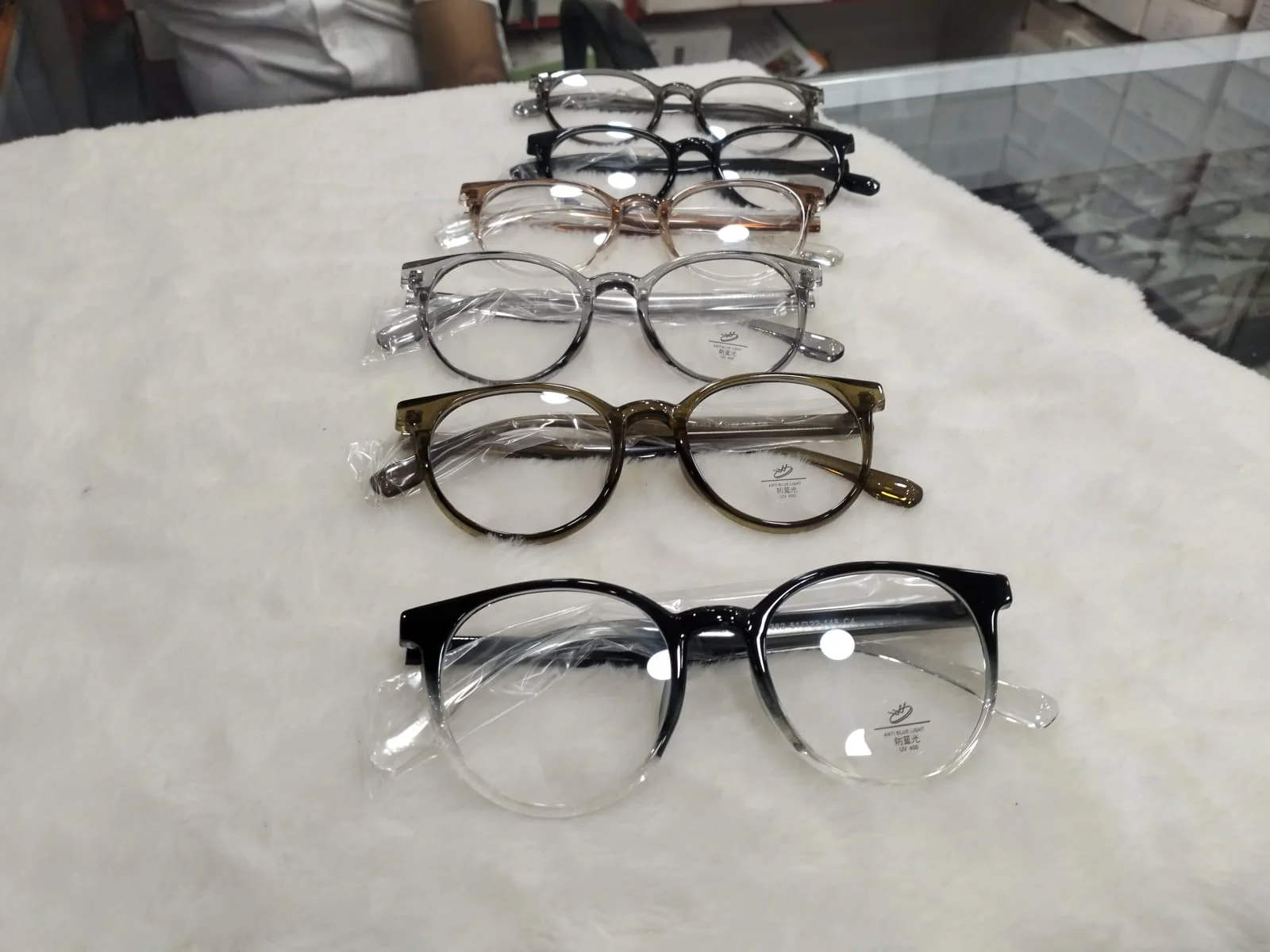 W362 Stylish Anti-Blue Light Round Optical Eyeglasses Frame UV 400 - image 2