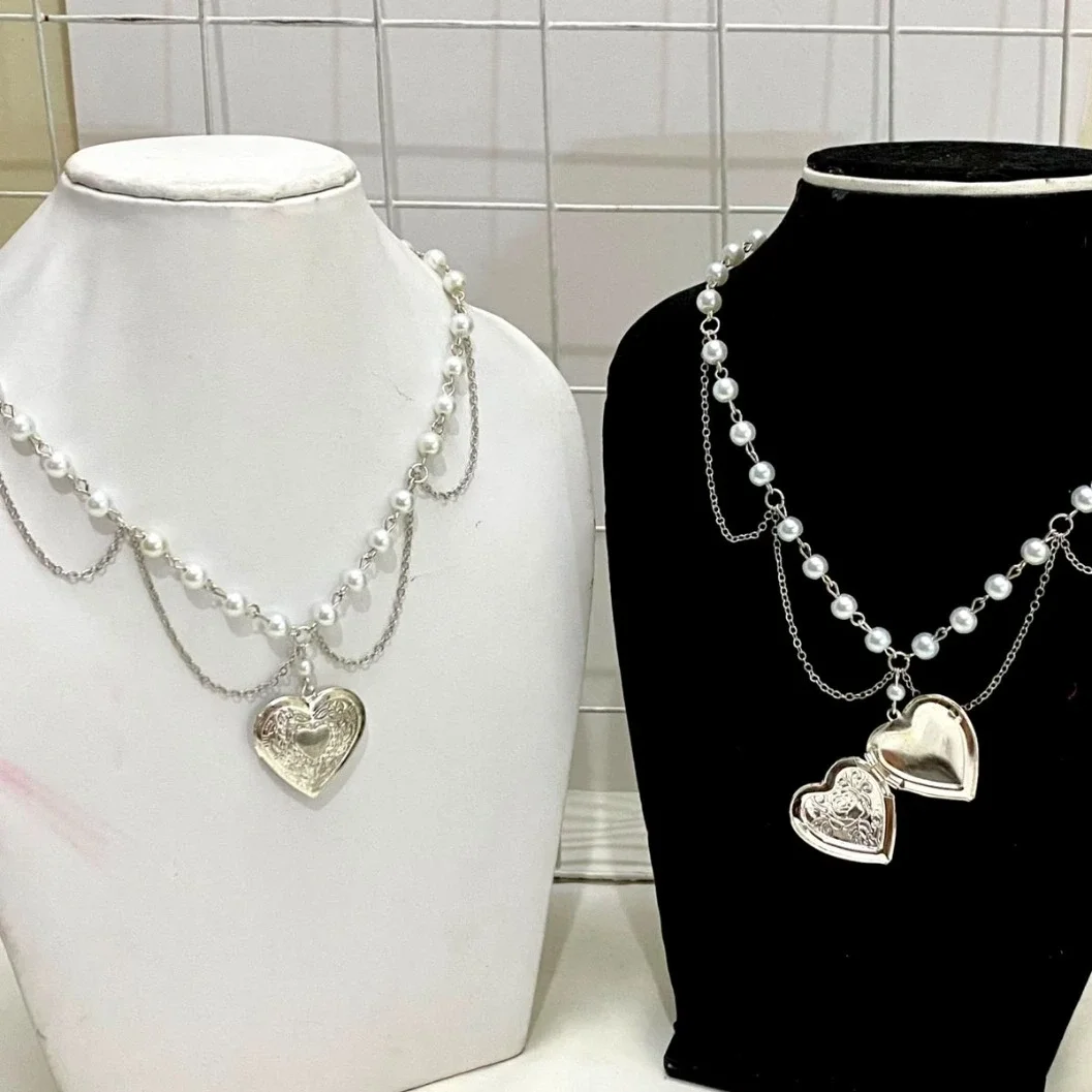 Vintage Romantic Pearl Heart Locket Necklaces - image 2