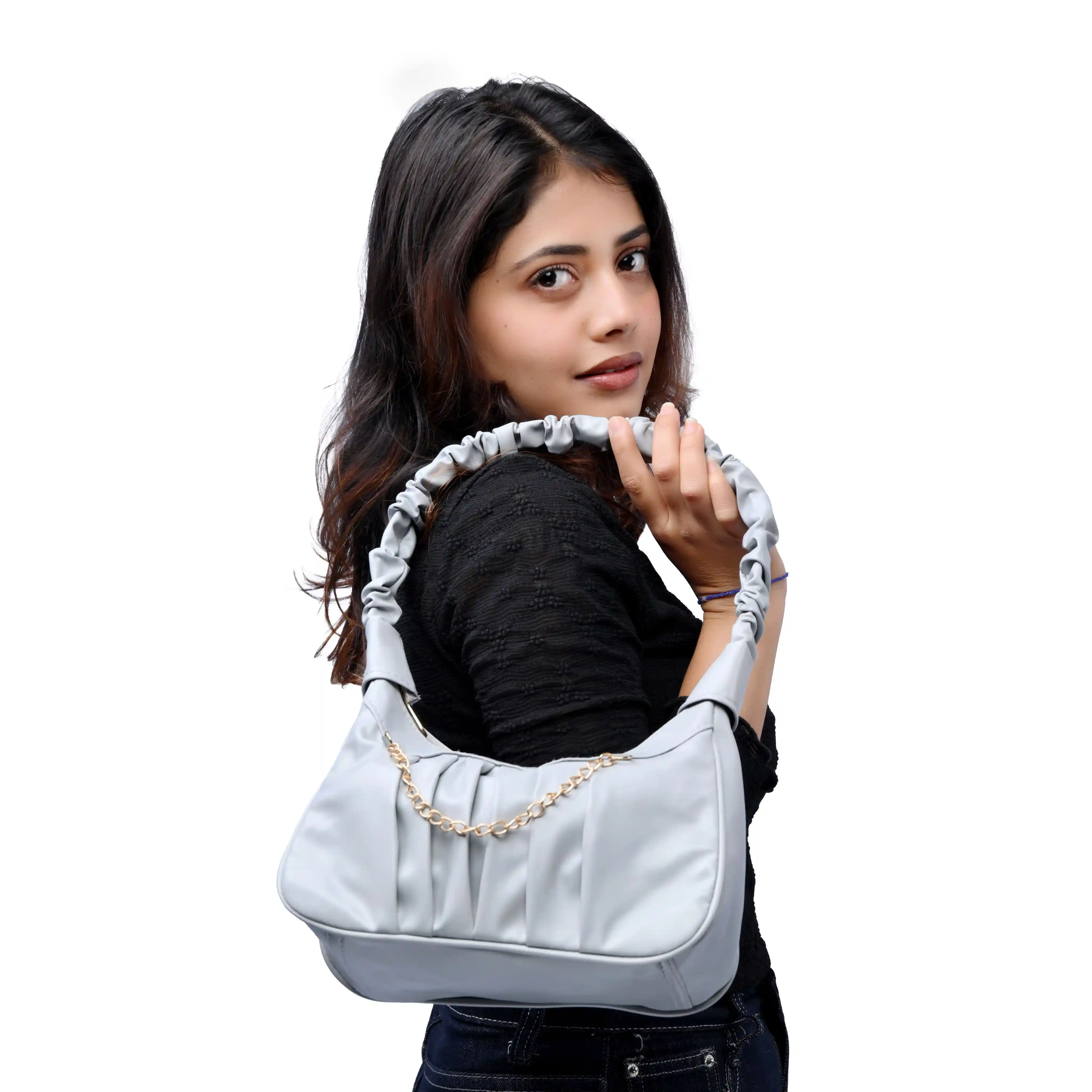 Momo Bag for Ladies - image 5