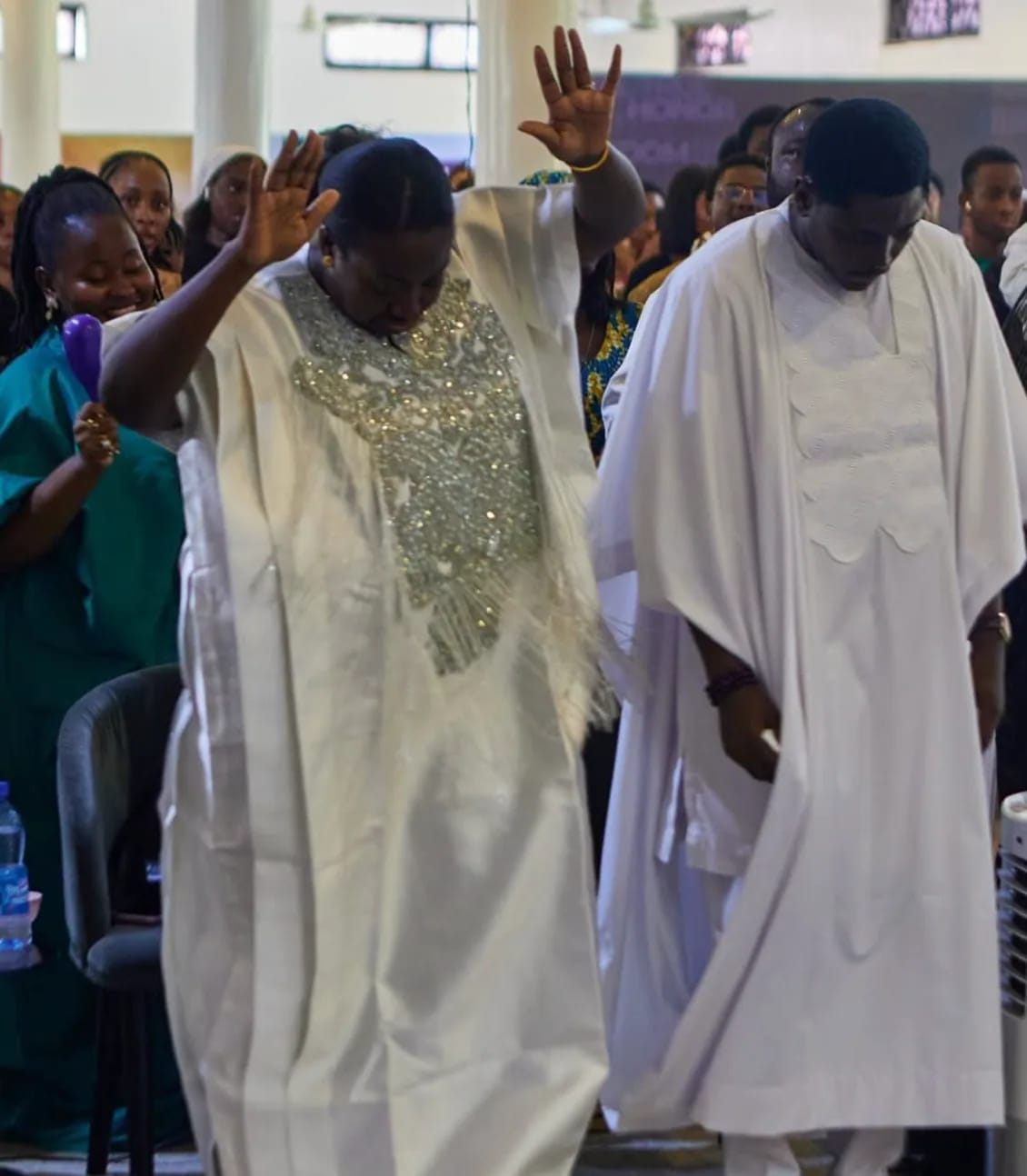 Prayer Altar — ministers in intercession