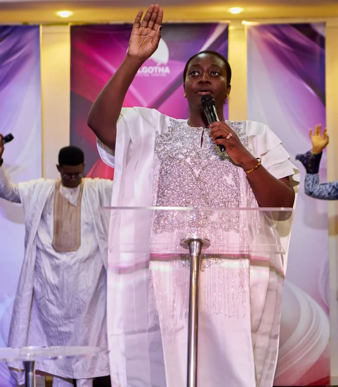Minister in praise