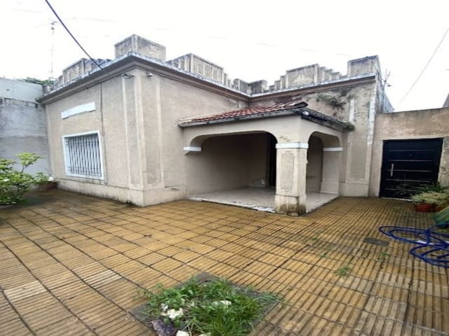 Casa 4 ambientes en venta en Temperley
