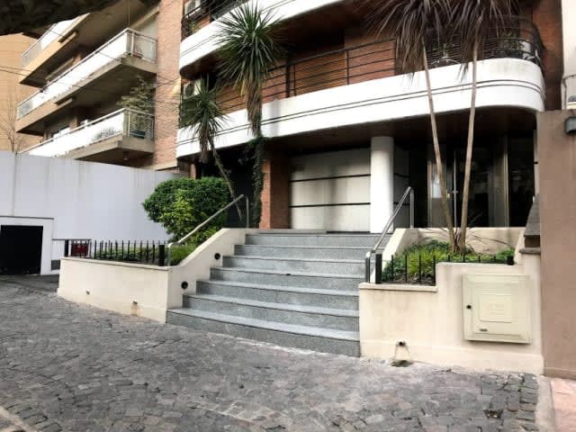 Departamento 2 ambientes enLas Lomitas con cochera, Baulera y Balcon en Lomas de Zamora