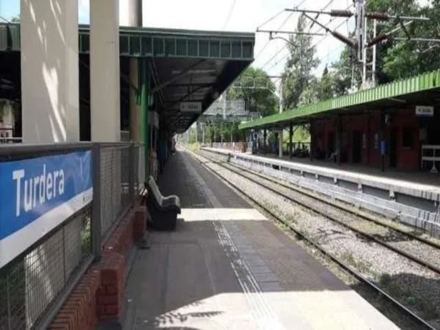 ista de la estación de tren en Turdera Centro