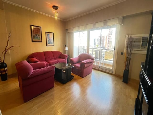 Depto. de 4 ambientes con balcón y 3 dormitorios en venta en Lanús Oeste