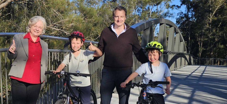 New Queenscliff bridge opens safer route across Manly Lagoon