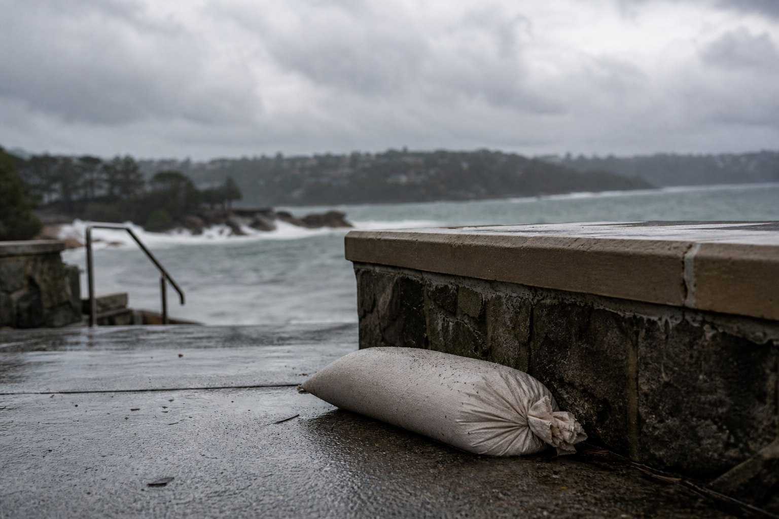 Council defers Middle Harbour Flood Study after residents challenge mapping