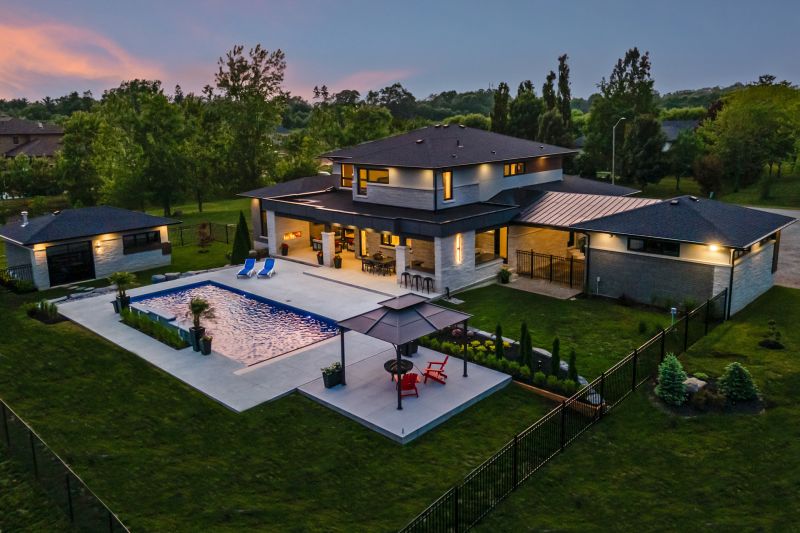 6 Shakespeare Road, Hamilton, ON