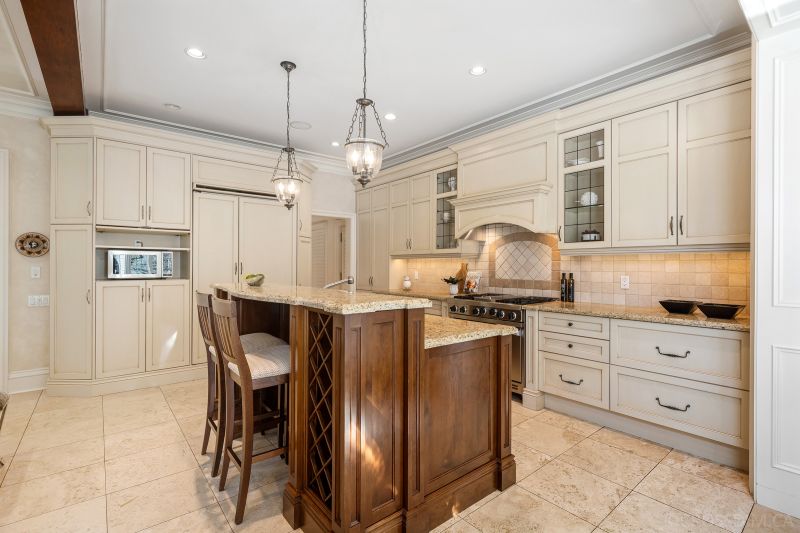 34 Dinnick Crescent, Toronto, ON