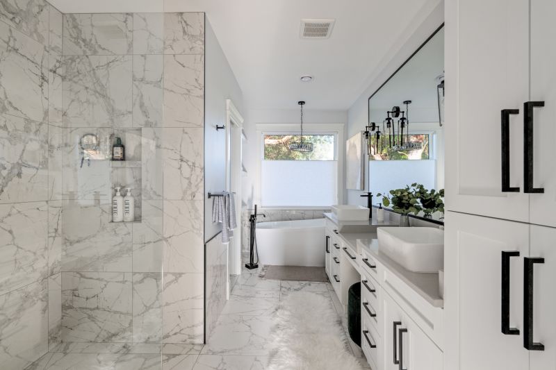 3880 Cadboro Bay Rd, Victoria, BC