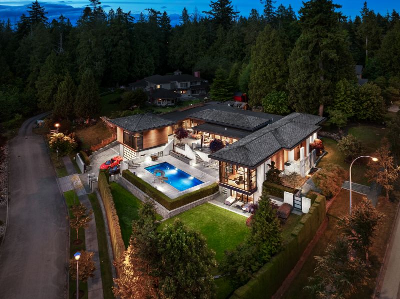 13677 32 Avenue, South Surrey, Surrey, BC, Canada, Surrey, BC