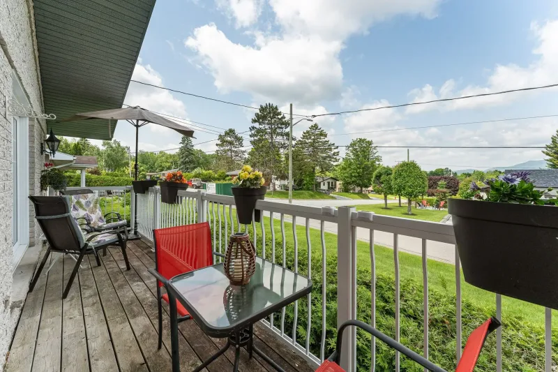 350 Rue Bullard, Estrie, QC