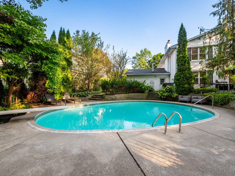 1213 Greenoaks Drive, Mississauga, ON