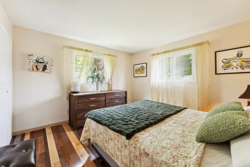 350 Rue Bullard, Estrie, QC