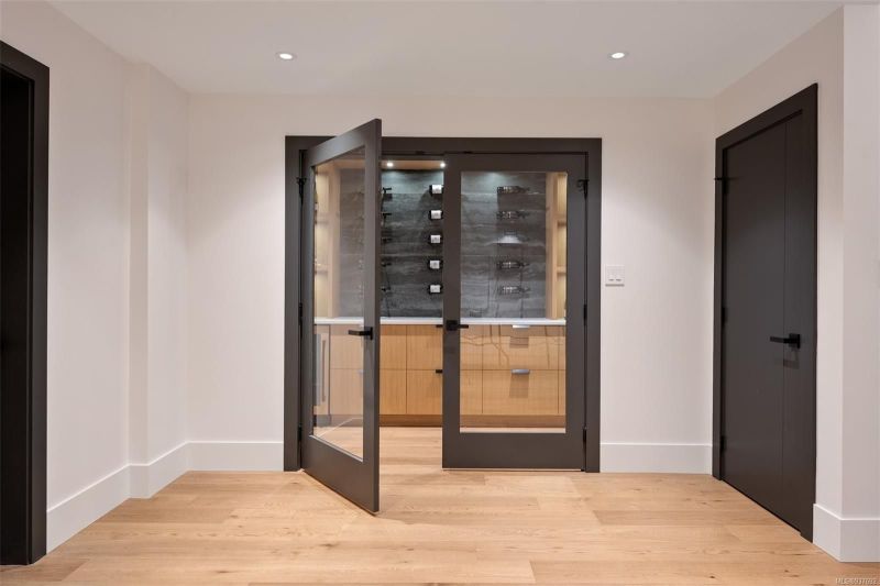 2651 Anscomb Place, Victoria, BC
