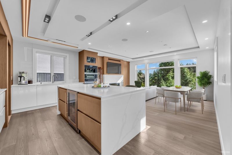 4399 Highland Boulevard, North Vancouver, BC