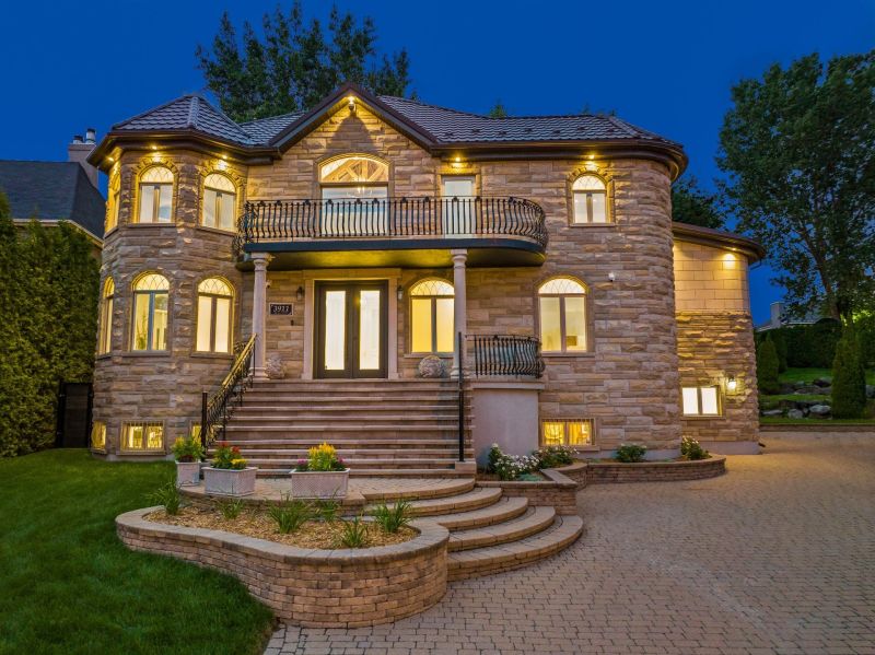 3911 Rue du Vicomte, Laval, QC