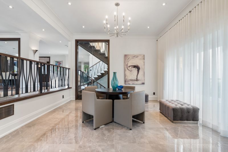 121 Forest Heights Blvd, Toronto, ON