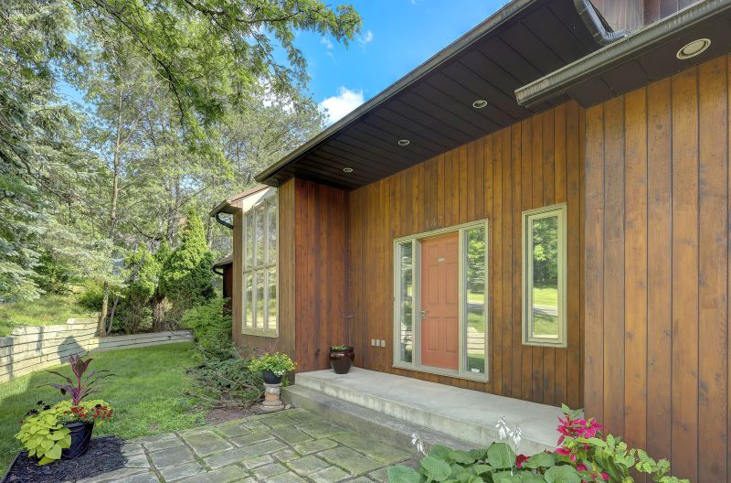 147 Rue Montcalm, Bromont, QC, Canada, Bromont, QC