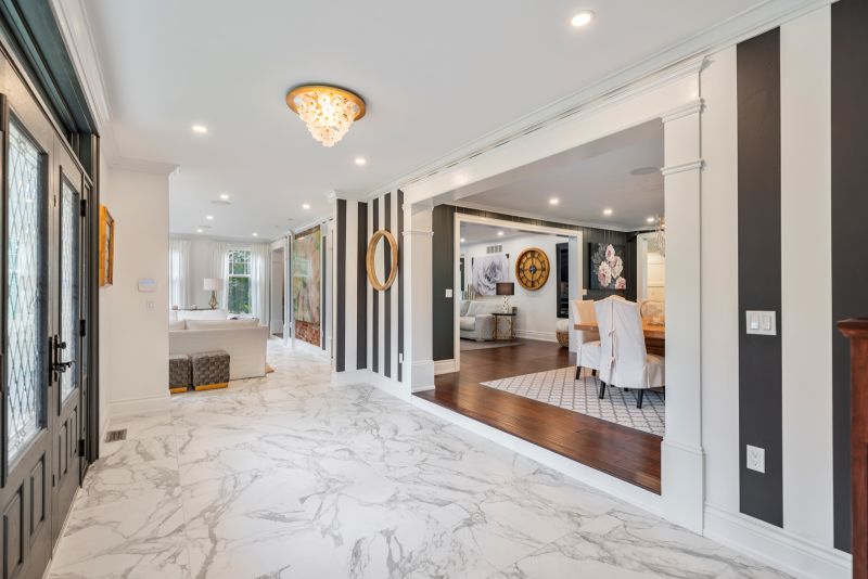 347 East Hart Crescent, Burlington, ON, Canada, Burlington, ON