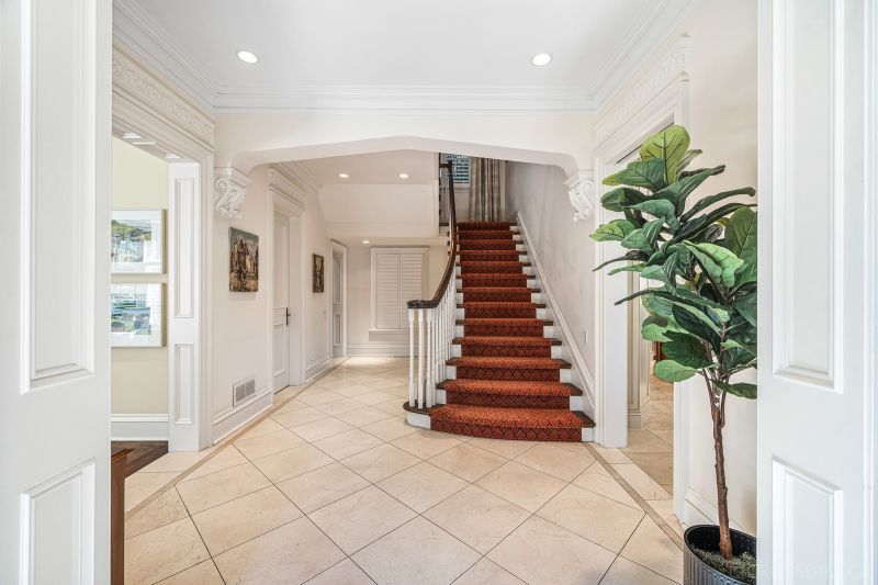 34 Dinnick Crescent, Toronto, ON