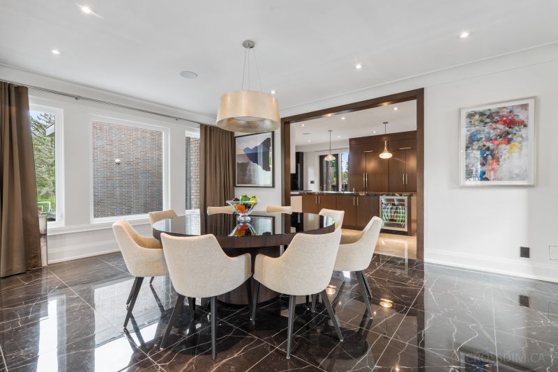 121 Forest Heights Blvd, Toronto, ON