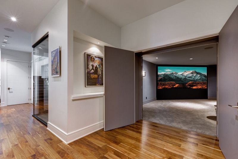 4936 Silver Stag Court, Kelowna, BC