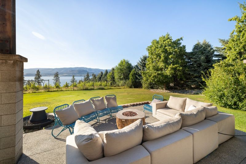 4840 Lakeshore Road, Kelowna, BC