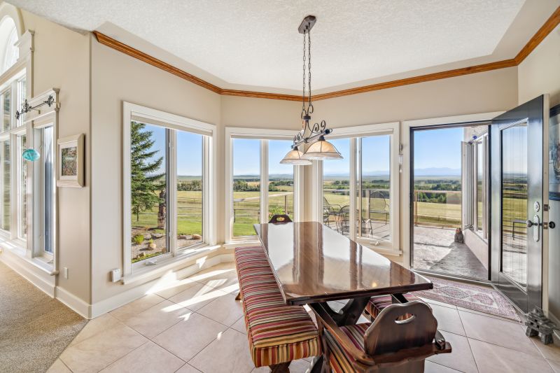 43062 Township Road 250, Calgary, AB