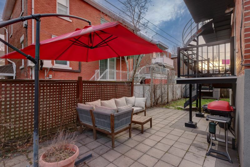 5042 Av. Jeanne-d'Arc, Montreal, QC