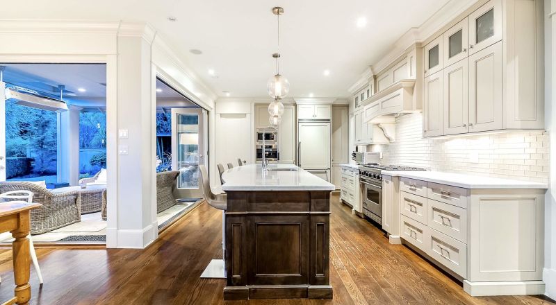 3140 Mathers Avenue, West Vancouver, BC