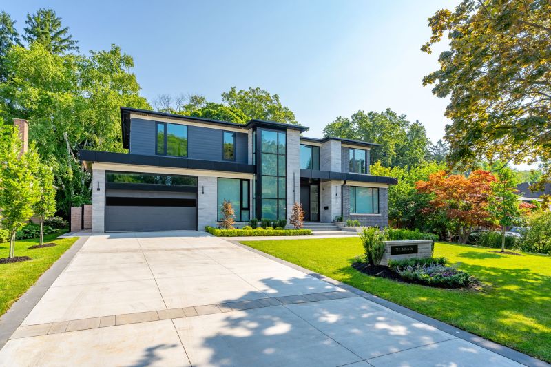 718 Balboa Drive, Mississauga, ON