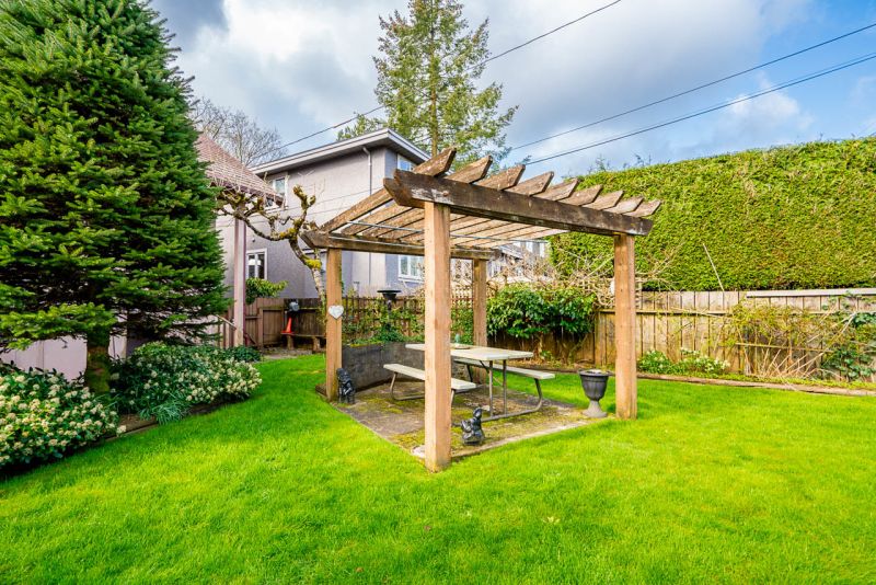 3025 West 11th Avenue, Vancouver, BC