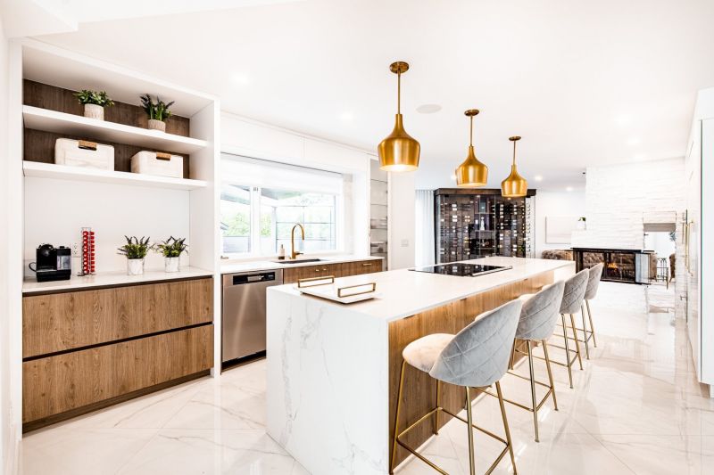 8060 Rue Rostand, Brossard