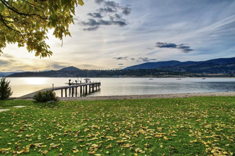 2094 Abbott Street, Kelowna, BC