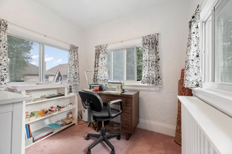31 Hillhurst Blvd, Toronto, ON
